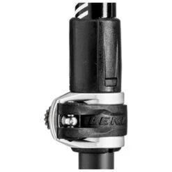 Bâton Leki Cross Trail Lite Carbon 100-135cm Black White Natural Carbon -Camping Produits Boutique a080aad67777571bedf8fd62e3493cbc555ae08c H23LEKIBAT335877 LEKI0589226 903