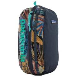 Patagonia Black Hole Cube Medium Joy Pitch Blue