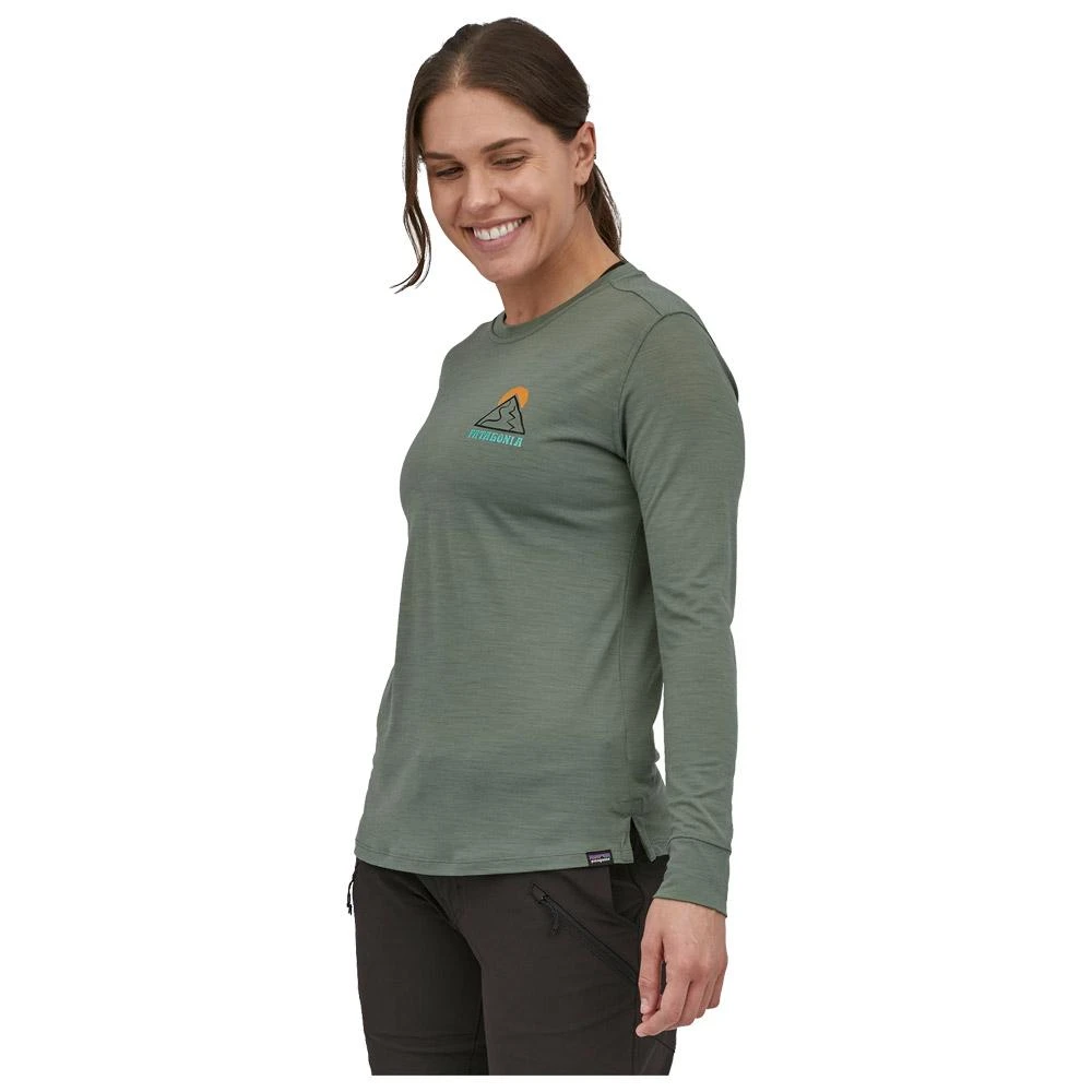 Tee-shirt De Rando Patagonia W's Long-Sleeved Capilene Cool Merino Graphic Shirt Hemlock Green 3 Tee-shirt De Rando Patagonia W's Long-Sleeved Capilene Cool Merino Graphic Shirt Hemlock Green – Image 3
